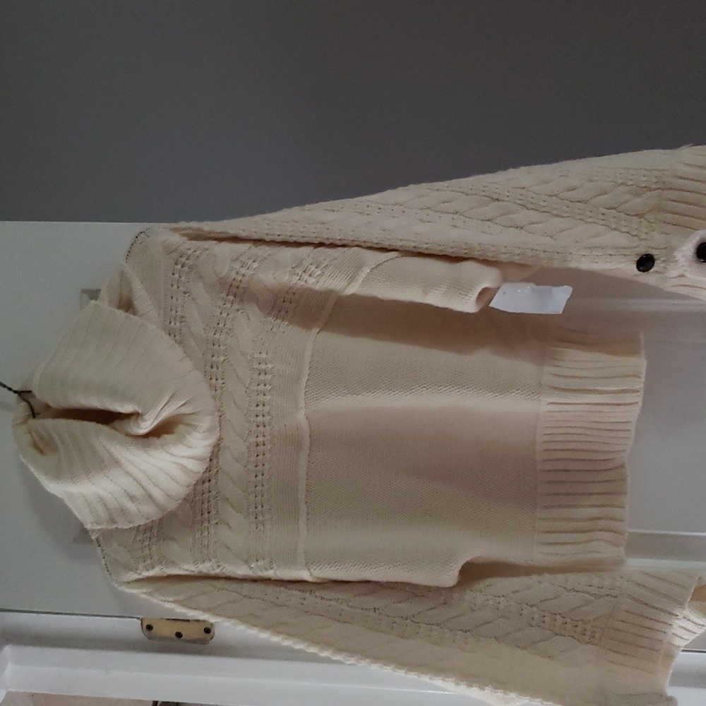 Heavy sweater